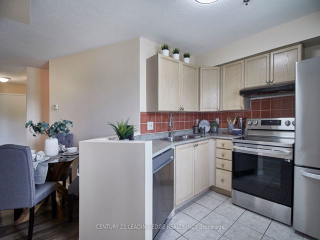 334 - 684 Warden Ave