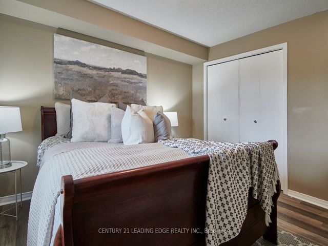 334 - 684 Warden Ave