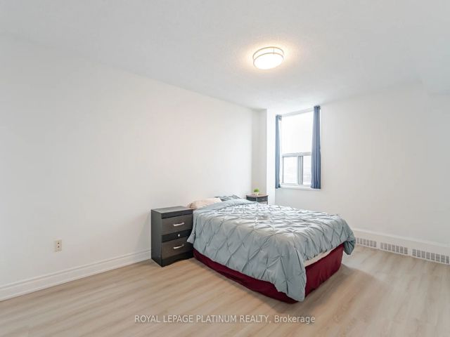 1407 - 90 Ling Rd