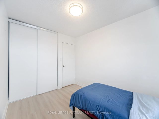 1407 - 90 Ling Rd