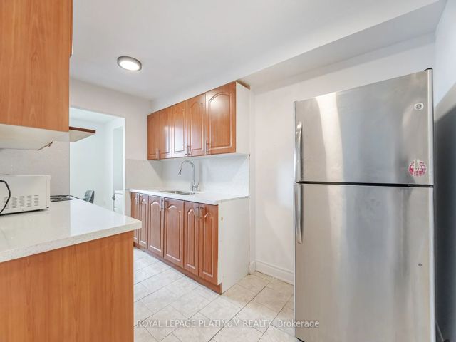 1407 - 90 Ling Rd