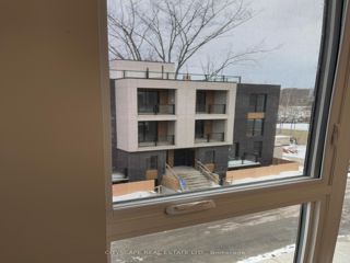 4B1 unit 85 - 176 CLONMORE Dr