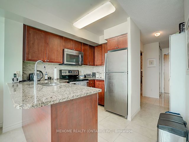 2906 - 88 Grangeway Ave