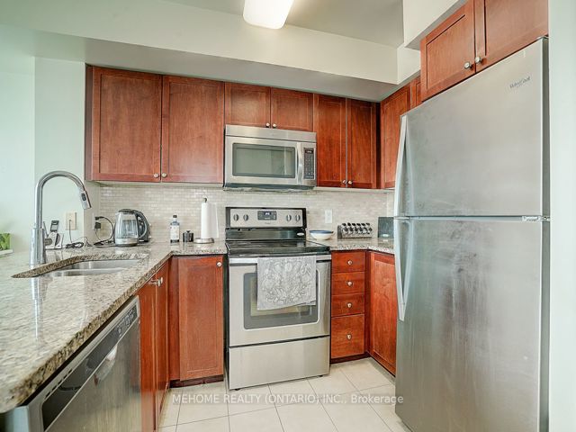 2906 - 88 Grangeway Ave