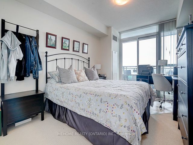 2906 - 88 Grangeway Ave