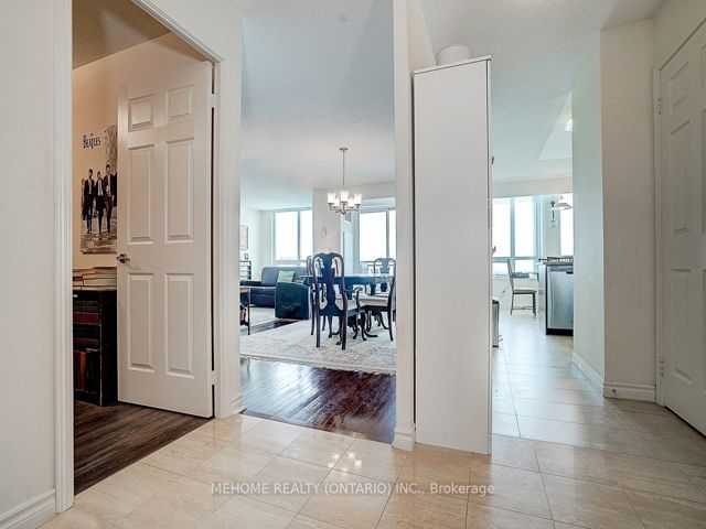 2906 - 88 Grangeway Ave
