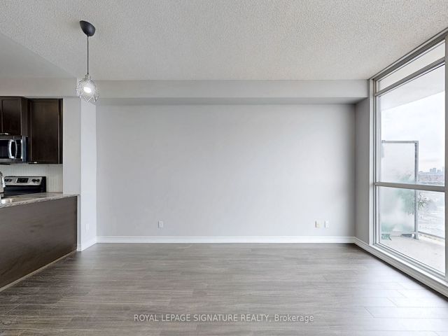1805 - 1328 Birchmount Rd