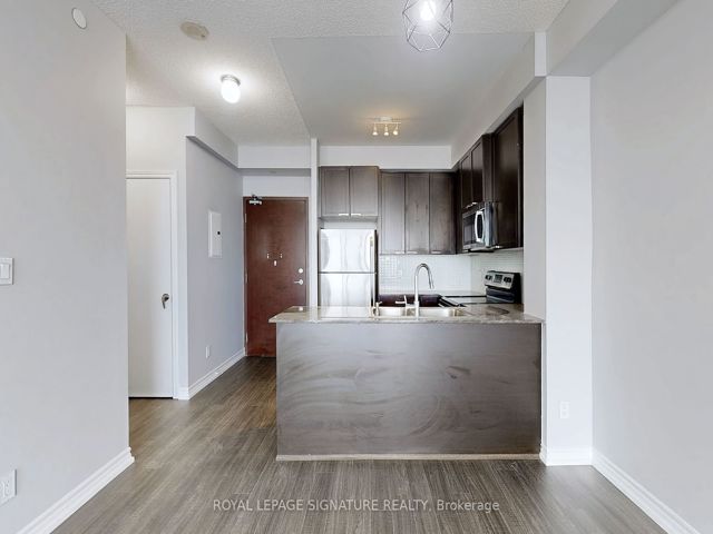 1805 - 1328 Birchmount Rd