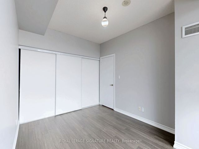 1805 - 1328 Birchmount Rd
