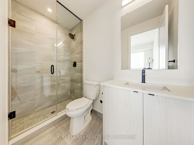 904 - 2369 Danforth Ave