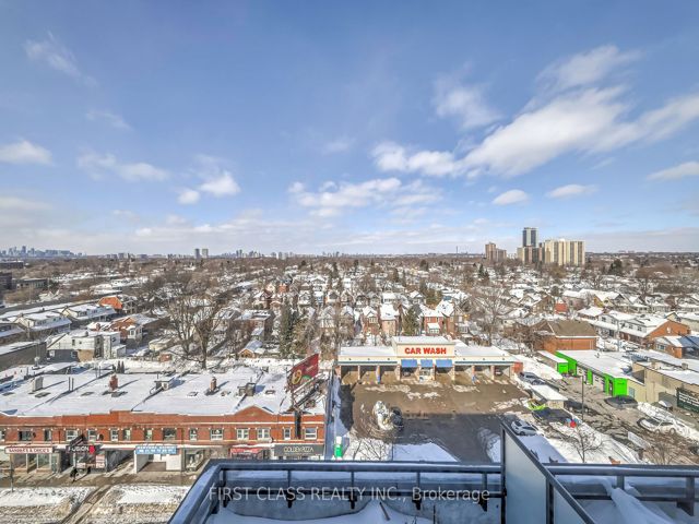 904 - 2369 Danforth Ave