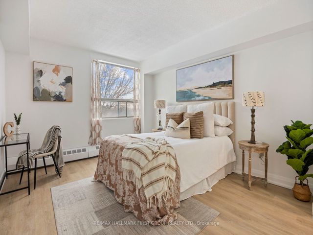 402 - 1705 Mccowan Rd