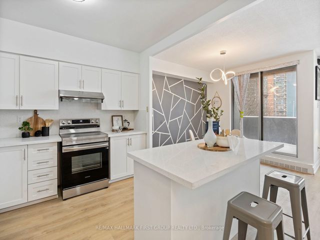 402 - 1705 Mccowan Rd