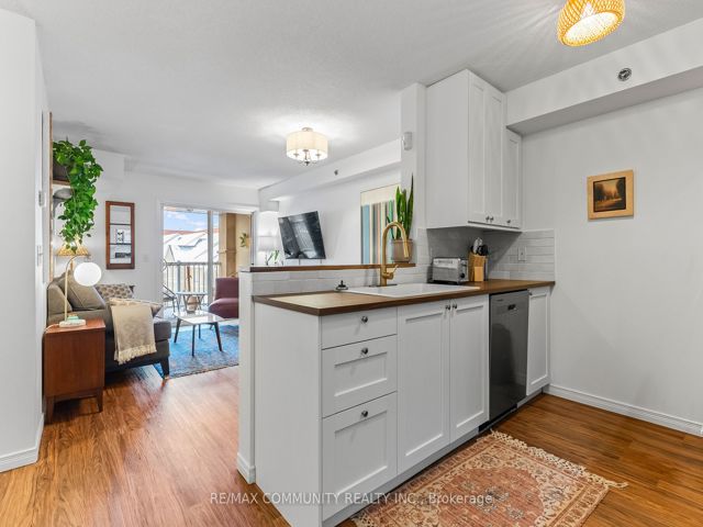 408 - 684 Warden Ave