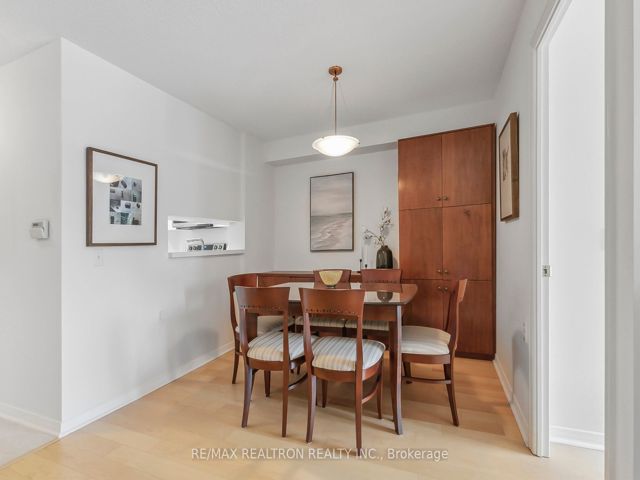 317 - 2628 Mccowan Rd