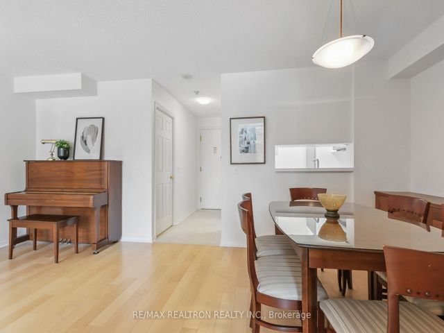 317 - 2628 Mccowan Rd
