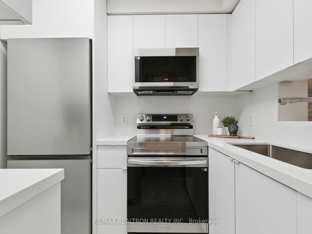 317 - 2628 Mccowan Rd