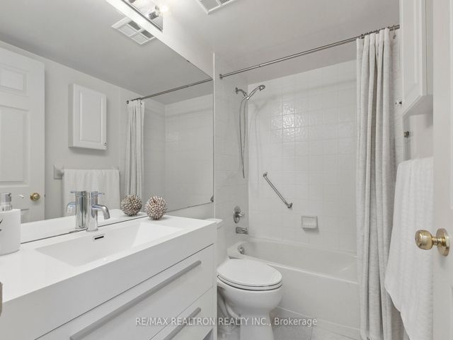 317 - 2628 Mccowan Rd