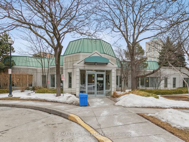 317 - 2628 Mccowan Rd