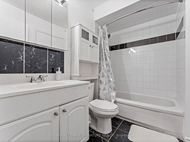 16 - 20 Hainford St