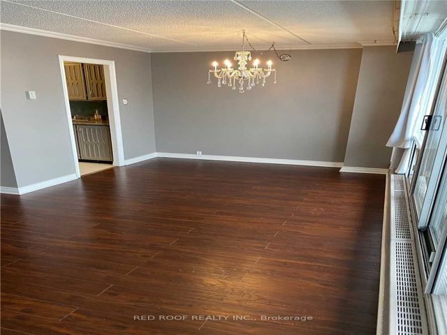 708 - 2 Glamorgan Ave