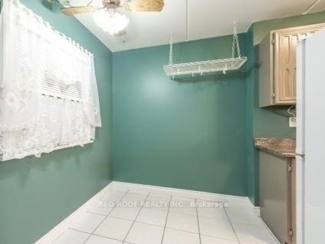 708 - 2 Glamorgan Ave