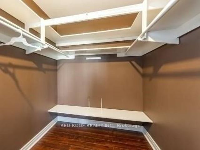 708 - 2 Glamorgan Ave