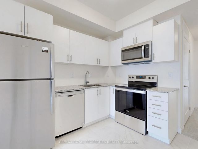 22 - 155 Tapscott Rd