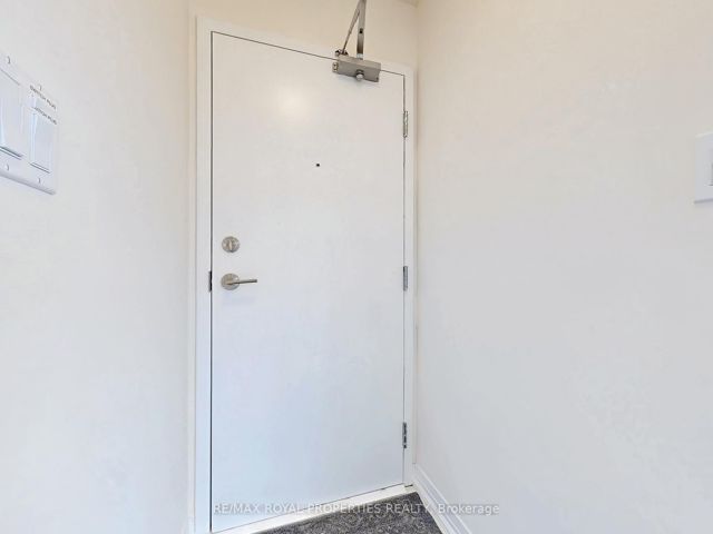 22 - 155 Tapscott Rd