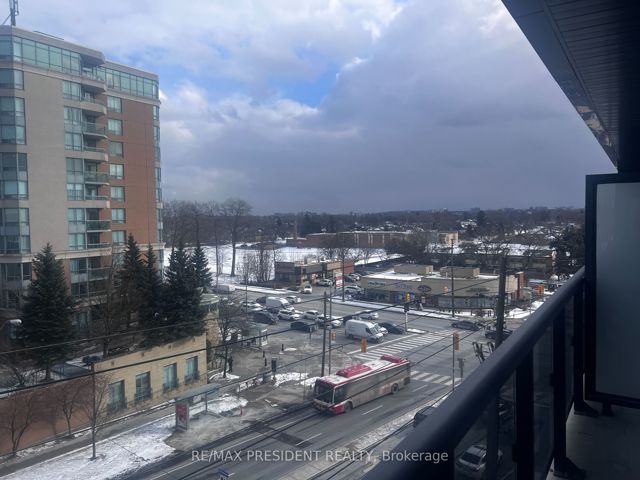 707 - 1350 Ellesmere Rd