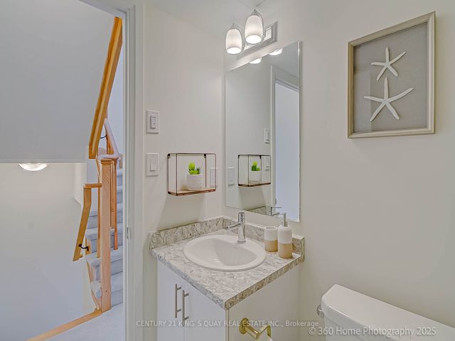 12 - 165 Tapscott Rd