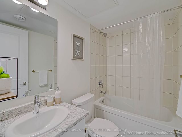 12 - 165 Tapscott Rd