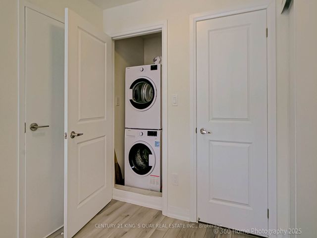 12 - 165 Tapscott Rd