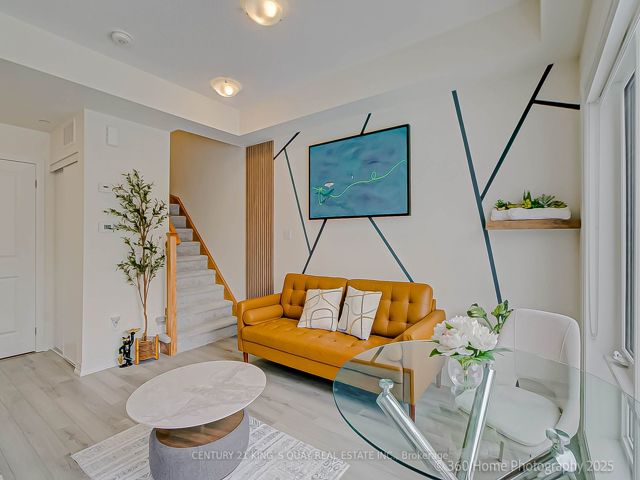 12 - 165 Tapscott Rd