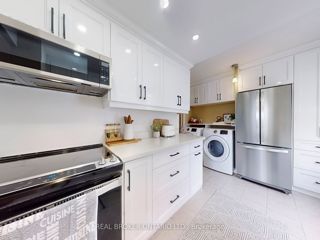 206 - 2721 Victoria Park Ave