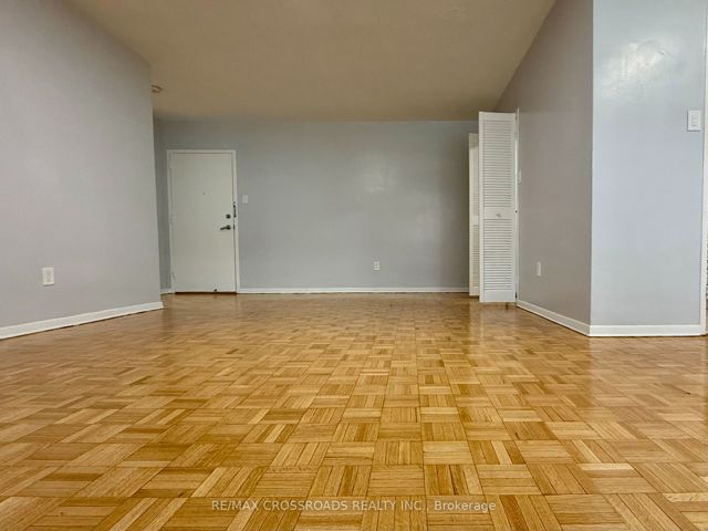 203 - 1181 Ellesmere Rd