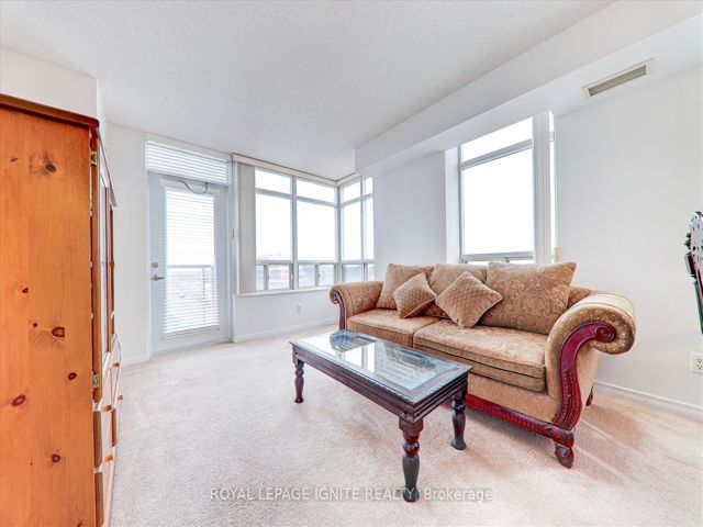 808 - 3650 Kingston Rd