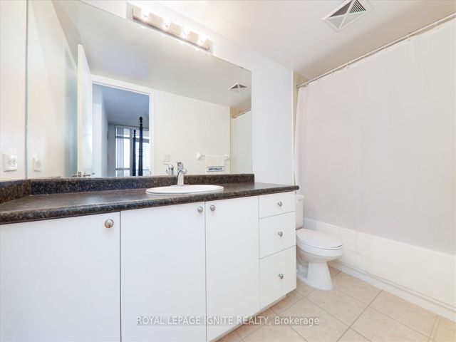 808 - 3650 Kingston Rd