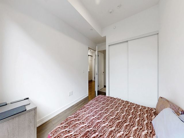 431 - 150 Logan Ave