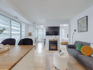 504 - 50 Town Centre Crt