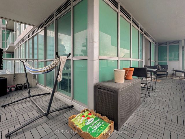 504 - 50 Town Centre Crt