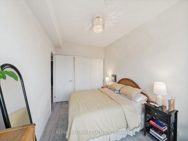 527 - 22 East Haven Dr