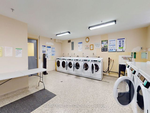 807 - 2245 Eglinton Ave E