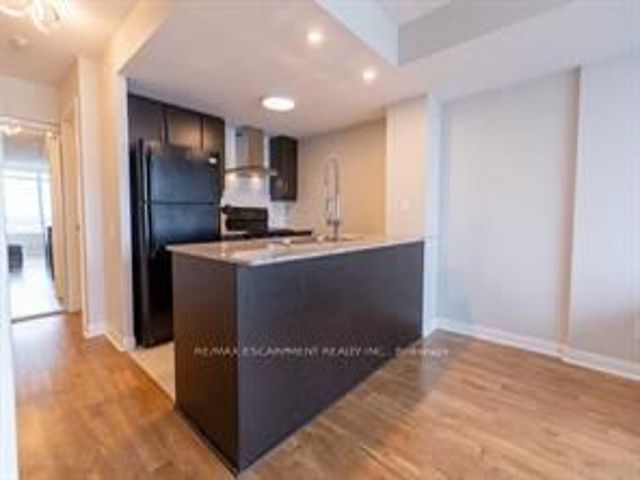 2901 - 25 Town Centre Crt