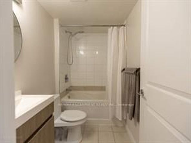 2901 - 25 Town Centre Crt