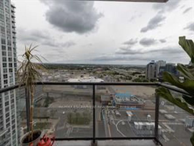 2901 - 25 Town Centre Crt