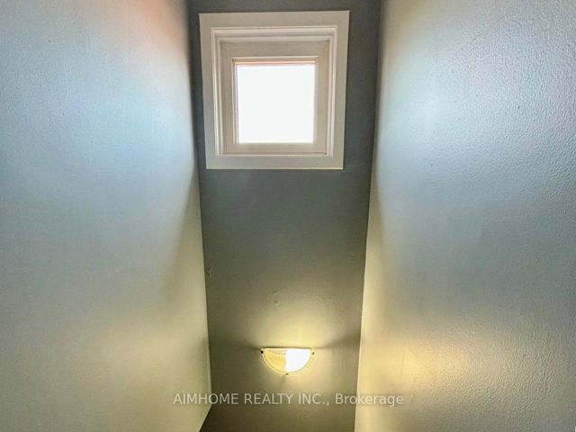 215 - 275 Broadview Ave