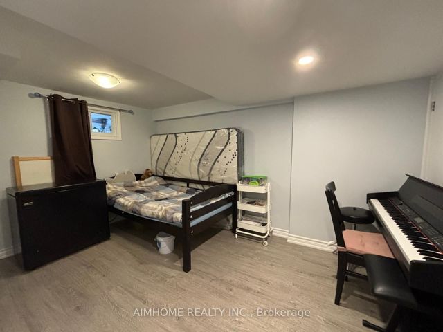 215 - 275 Broadview Ave