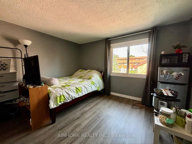 215 - 275 Broadview Ave