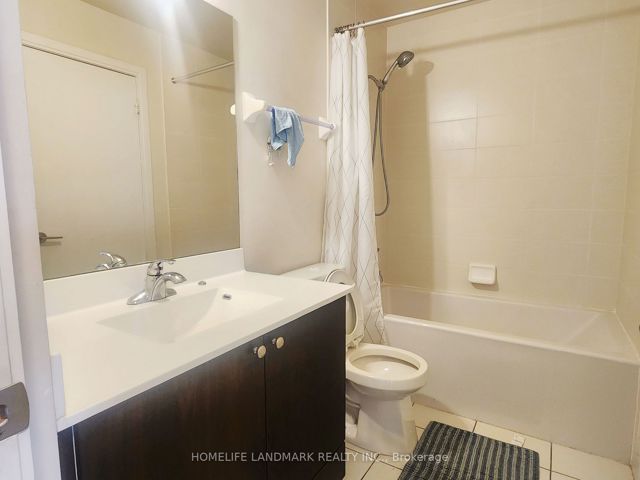 1208 - 151 Village Green Sq